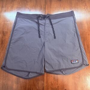 Patagonia Scallop Hem Stretch Wavefarer Board Shorts Men's Size 38 Gray 86731